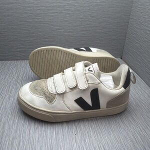 Veja Kids Sneakers White Black V Logo Trainers Size 1 Unisex Low Top